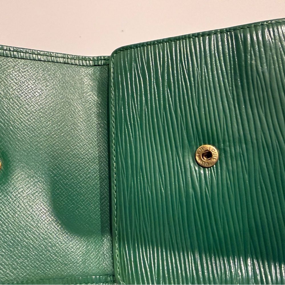 Louis Vuitton Bamboo Green Epi Leather Porte Billes Compact Wallet - Picture 6 of 11